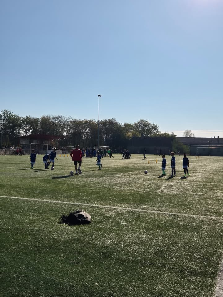 🔴🔵⚽ TÖBB ÉV UTÁN ÚJRA BOZSIK-TORNÁN A PÁNDI KSK – 4. kép