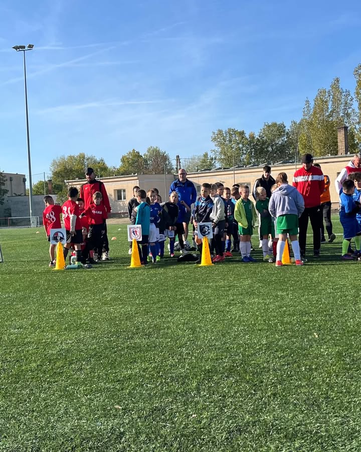 ⚽️🔴🔵 ÜGYESEK VOLTAK A KICSIK – 5. kép