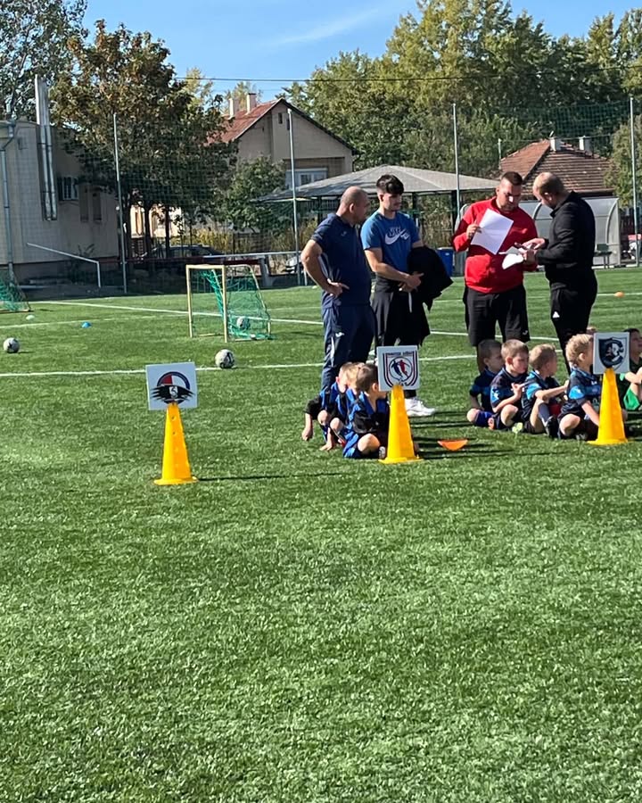 ⚽️🔴🔵 ÜGYESEK VOLTAK A KICSIK – 4. kép